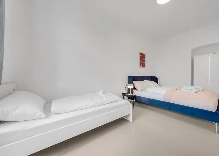 2 Bedroom Apartments, Free Parking, Kitchen, Smart Tv דירה וינה