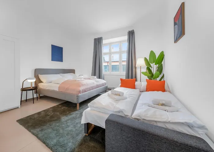 דירה 2 Bedroom Apartments, Free Parking, Kitchen, Smart Tv